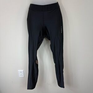 Reebok Black Athletic Leggings in Size Medium
